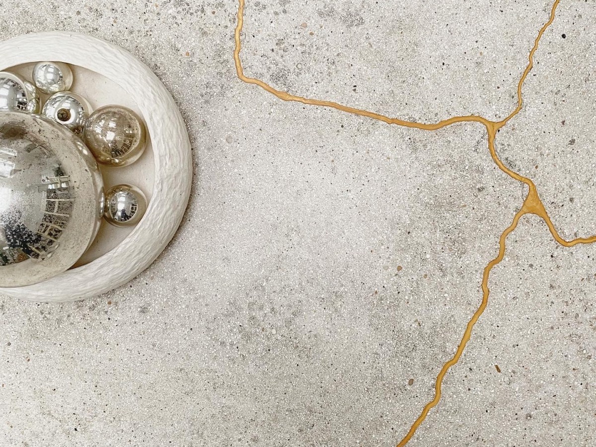 Le Kintsugi Floor